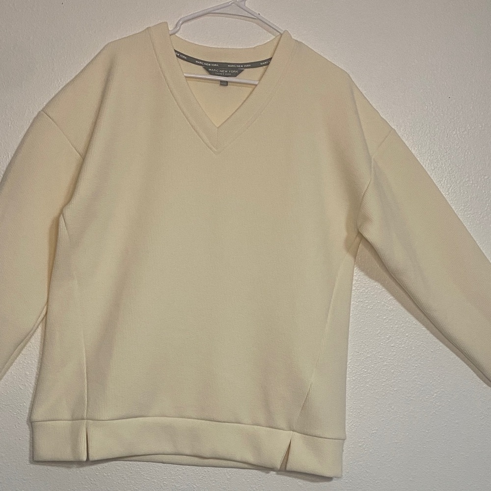 Marc New York Women's V-Neck Off-White Sweater Size L/G - Picture 2 of 14